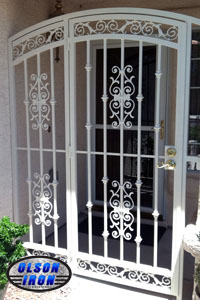 Iron gates, Iron gates Las Vegas, Security gates, Security screens, Security doors, Courtyard gates, Iron fence, Metal gates, Side yard gates, Rv gates, Double gates, Single gates, Driveway gates, Electric gates, Wrought iron gates, Iron works, Stair railing, Iron railings